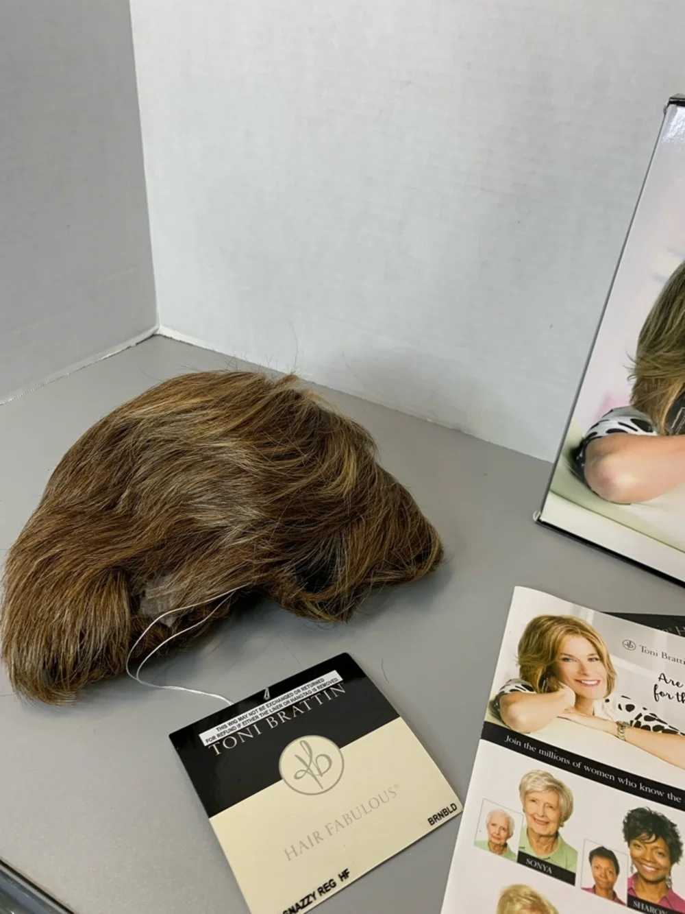 Layered Short Bob Wig - Light Brown Blonde NWT